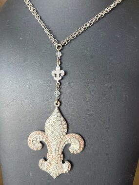 Sisi Amber Fleur De Lis Necklace